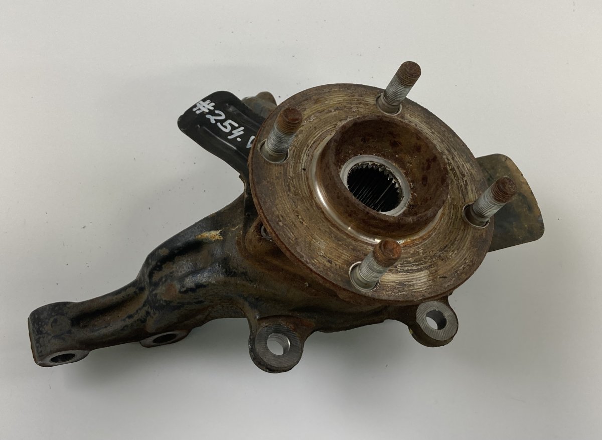 Nissan NV200 Wheel bearing housing — front left