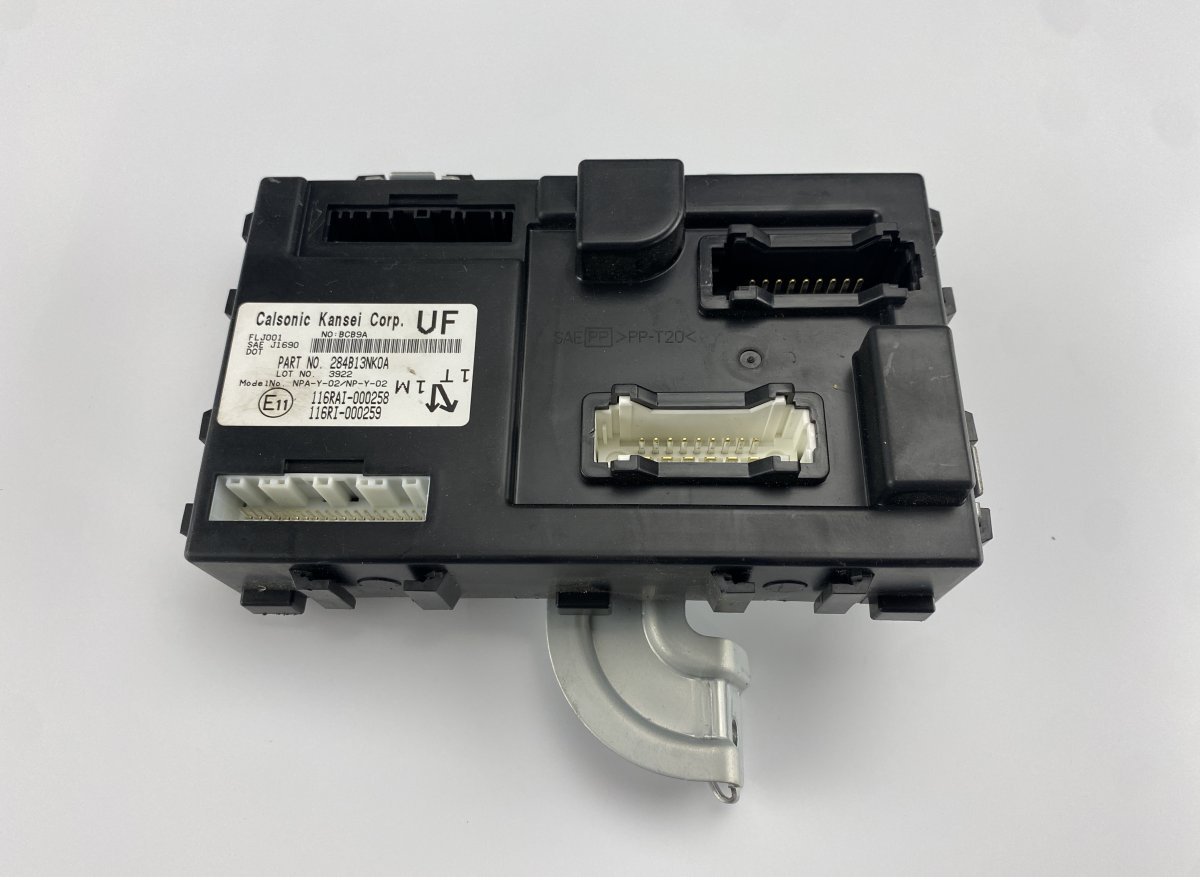 Nissan Leaf Body control module (BCM) Body control module (BCM) — NISSAN LEAF I (ZE0)...