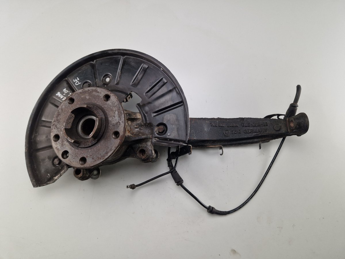 Porsche Cayenne Wheel bearing housing — front right Wheel bearing housing — front right — PORSCHE C...