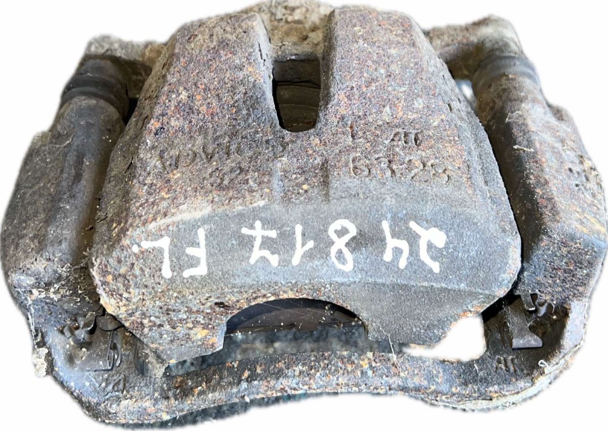 Toyota RAV4 (XA30) Brake caliper — front left Brake caliper — front left — TOYOTA RAV 4 III (...