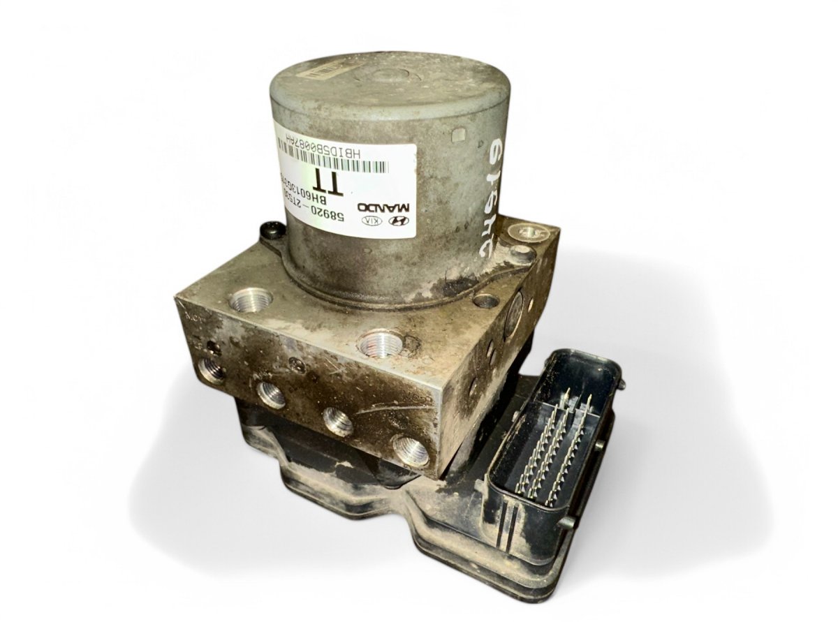 Kia Optima (TF) ABS hydraulic unit / pump ABS hydraulic unit / pump — KIA OPTIMA III (TF)...