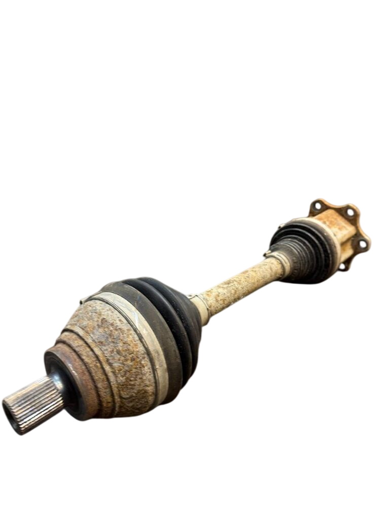 Skoda Octavia Driveshaft — front left Driveshaft — front left — SKODA OCTAVIA III (5E...