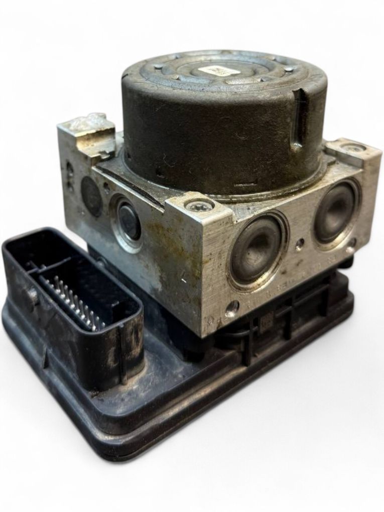 Seat Leon ABS hydraulic unit / pump ABS hydraulic unit / pump — SEAT LEON (5F) (201...