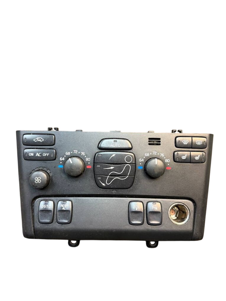 Volvo XC90 Heater control panel Heater control panel — VOLVO XC90 (I) (2002-201...