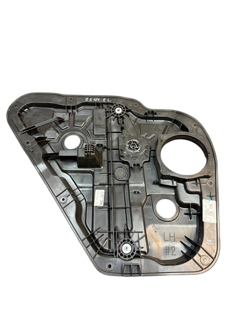 Hyundai Santa Fe Window regulator mechanism — rear left Window regulator mechanism — rear left — HYUNDA...
