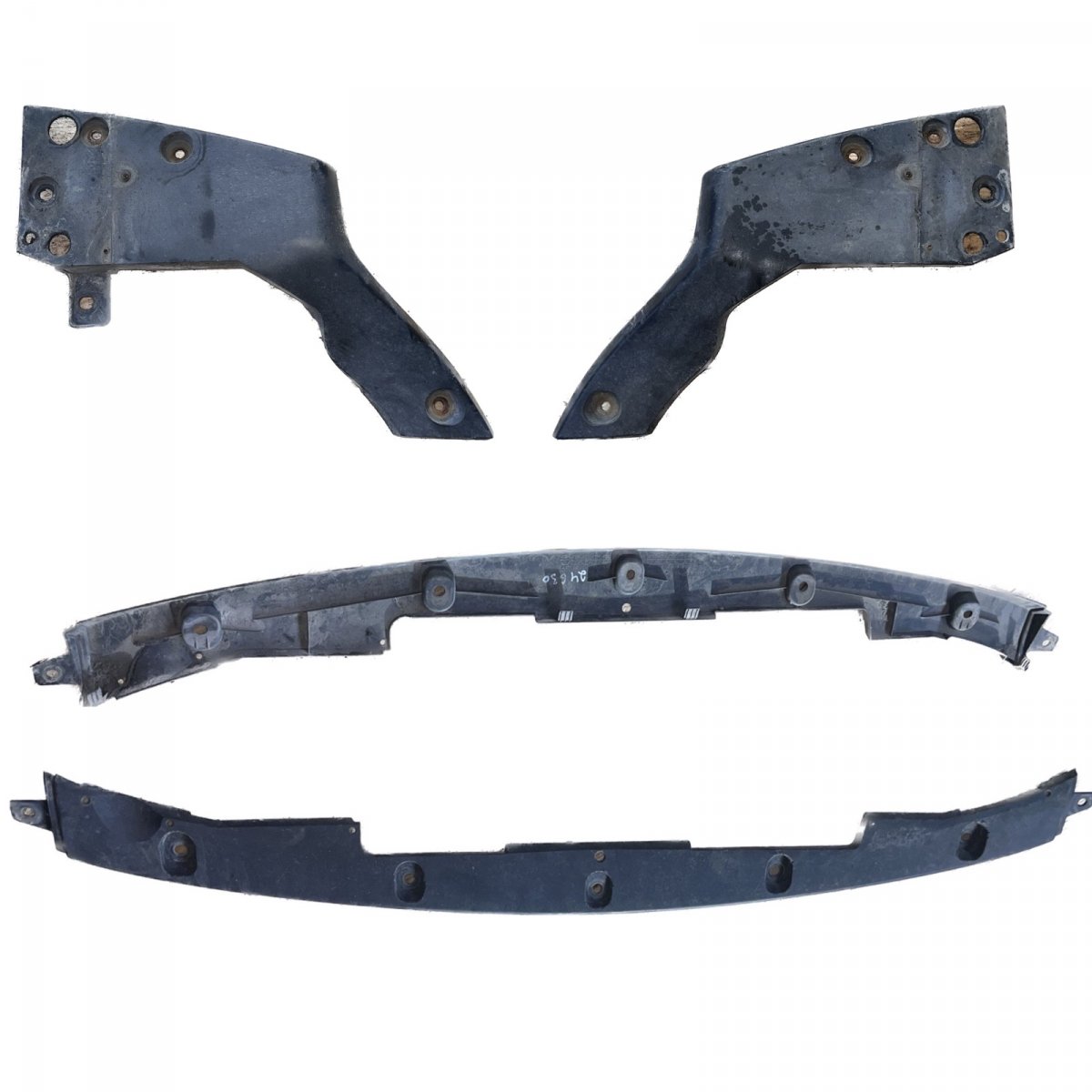 Toyota Prius Rear Bumper moulding Rear Bumper moulding — TOYOTA PRIUS III (XW30) ...