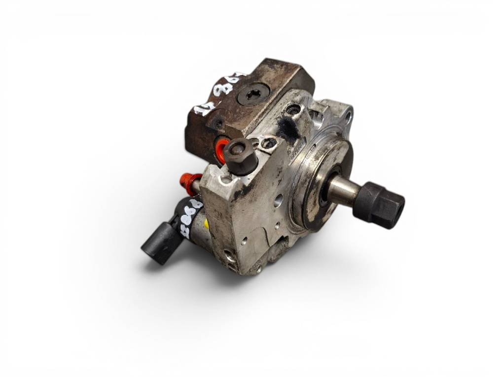 BMW X3 (E83) Diesel fuel injection pump Diesel fuel injection pump — BMW X3 (E83) (2004...