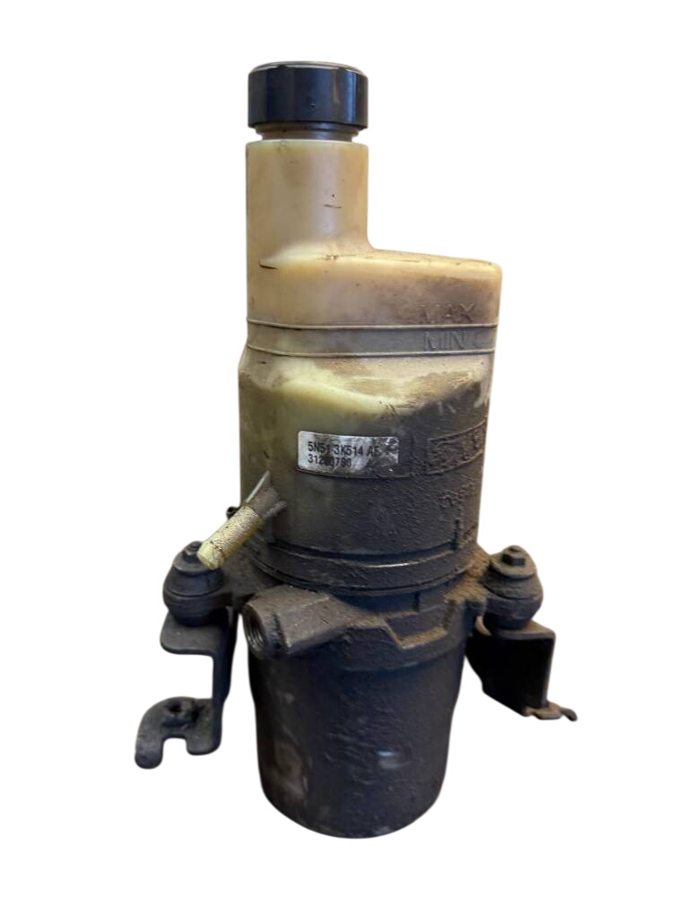 Volvo C30 Power-steering pump Power-steering pump — VOLVO S40 / V50 / C30 / C...