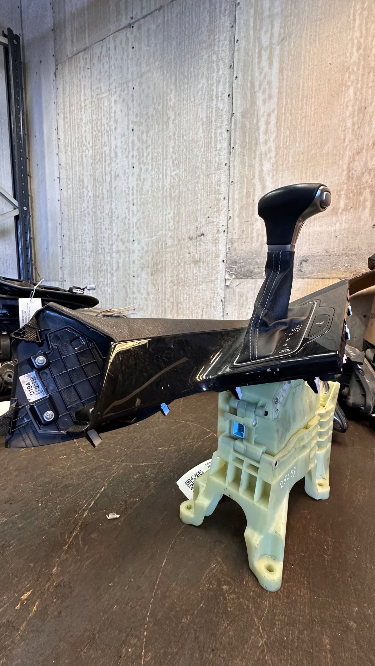 Kia Niro Gearshift Mechanism Gearshift mechanism — KIA NIRO I (DE) (2016-202...
