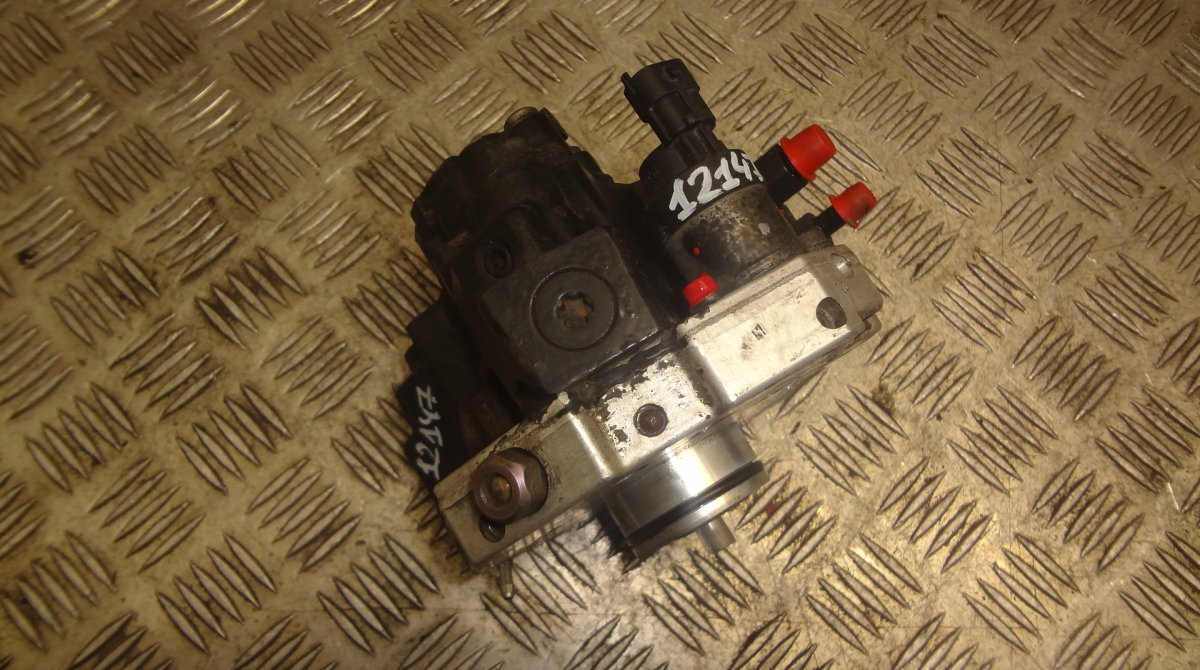 Volvo V70 Diesel fuel injection pump Diesel fuel injection pump — VOLVO V70 II / XC7...