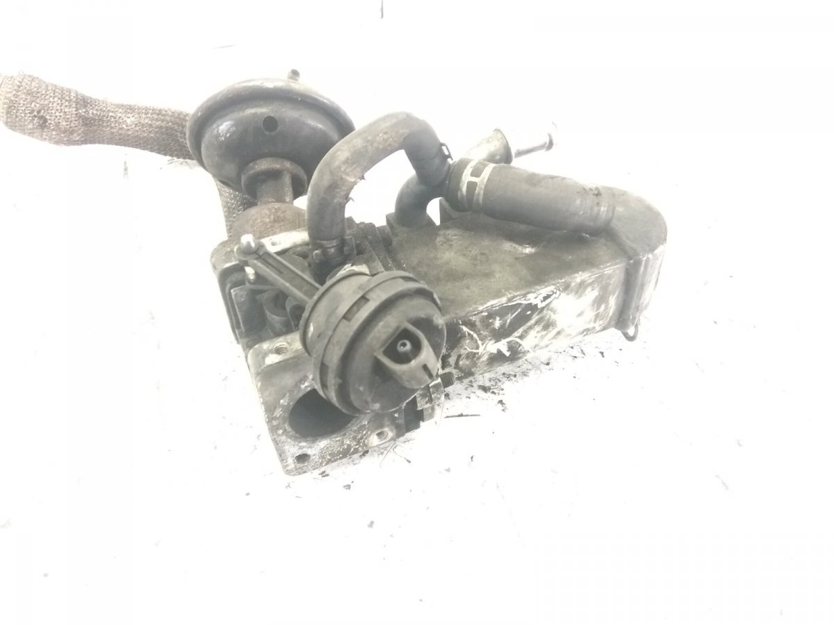 Volkswagen Touareg EGR Valve EGR valve — VW TOUAREG I (7L) (2002-2010) — 109...