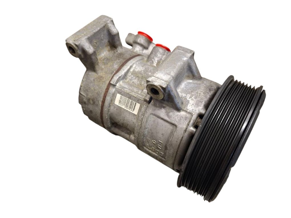 Toyota Corolla Verso Air-conditioning compressor Air-conditioning compressor — TOYOTA COROLLA Ve...