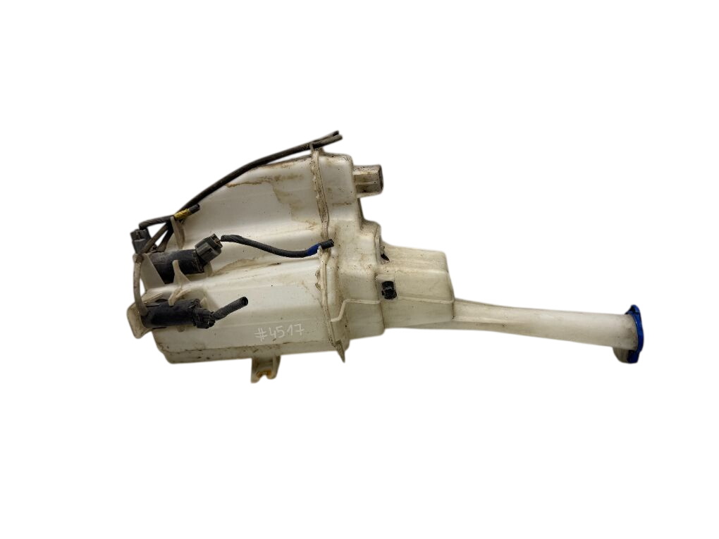 Kia Sportage Windscreen washer reservoir Windscreen washer reservoir — KIA SPORTAGE III ...