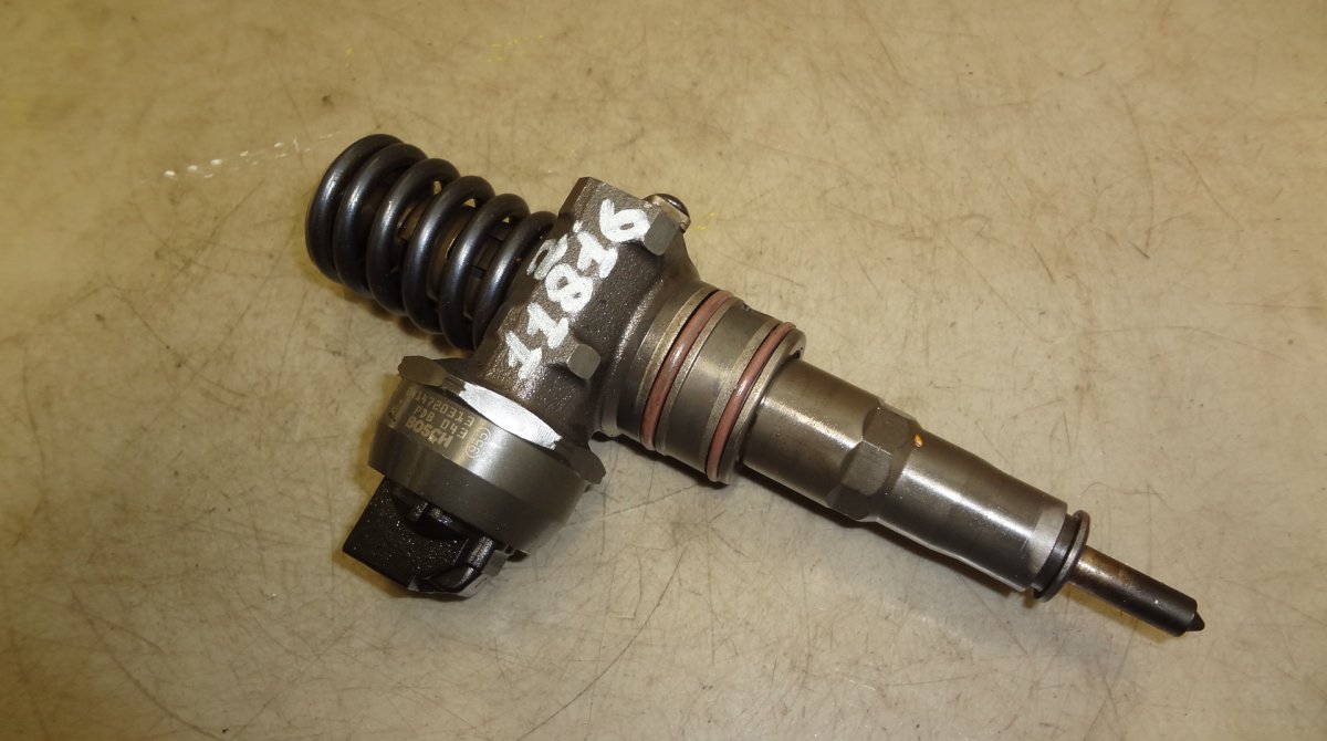 Skoda Octavia Fuel Injector Fuel injector — SKODA OCTAVIA II (1Z) (2004-201...