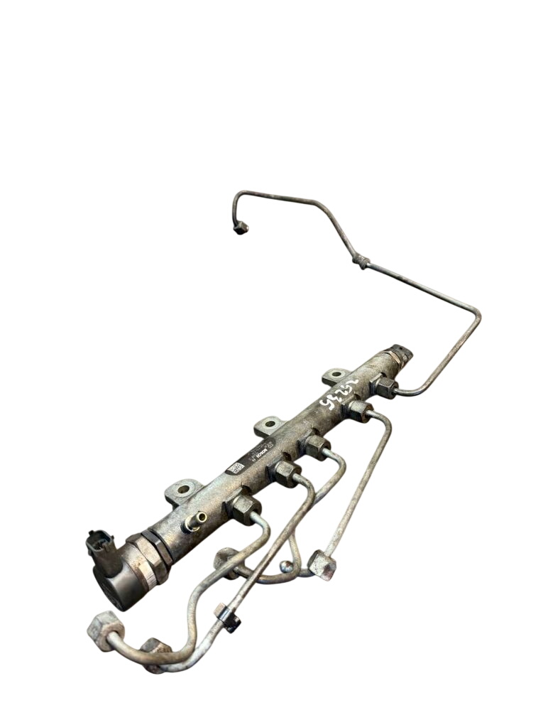 Chrysler Grand Voyager / Town & Country Fuel Distributor / fuel rail Fuel distributor / fuel rail — CHRYSLER VOYAGER...