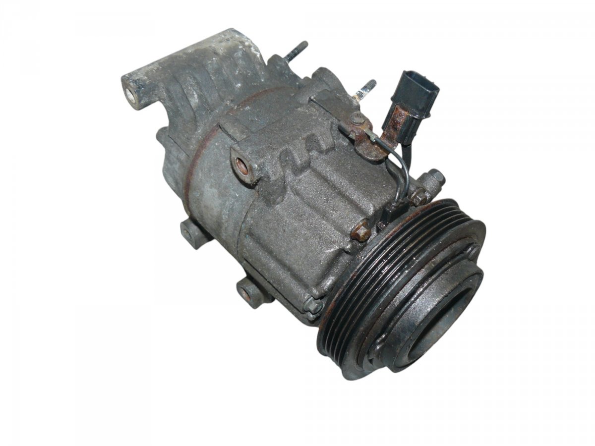 Hyundai Tucson Air-conditioning compressor Air-conditioning compressor — HYUNDAI TUCSON II...