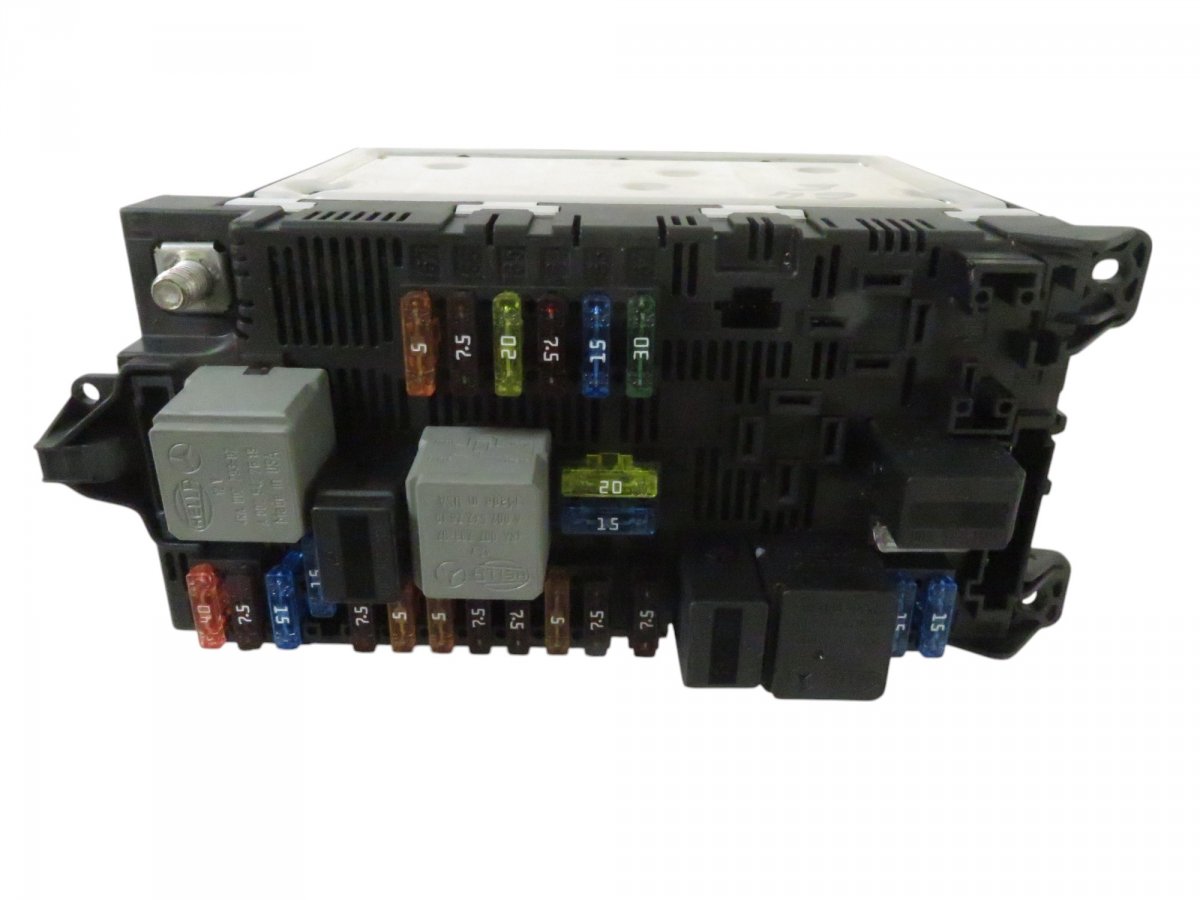 Mercedes-Benz CLS (C219) Fuse box Fuse box — MERCEDES-BENZ CLS (C219) (2004-2010)...
