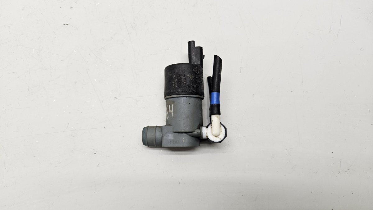 Nissan Qashqai (J11) Windscreen washer pump