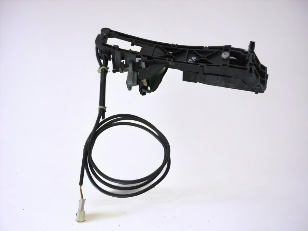 Mercedes-Benz A (W169) Exterior door handle — front right Exterior door handle — front right — MERCEDES-B...