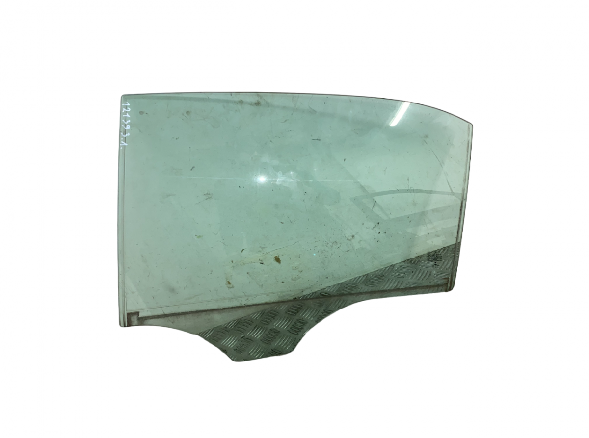 Mercedes-Benz A (W176) Door window glass — rear left Door window glass — rear left — MERCEDES-BENZ E...