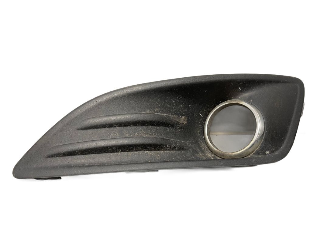 Ford Fiesta Front bumper grille — left Front bumper grille — left — FORD FIESTA VI (20...