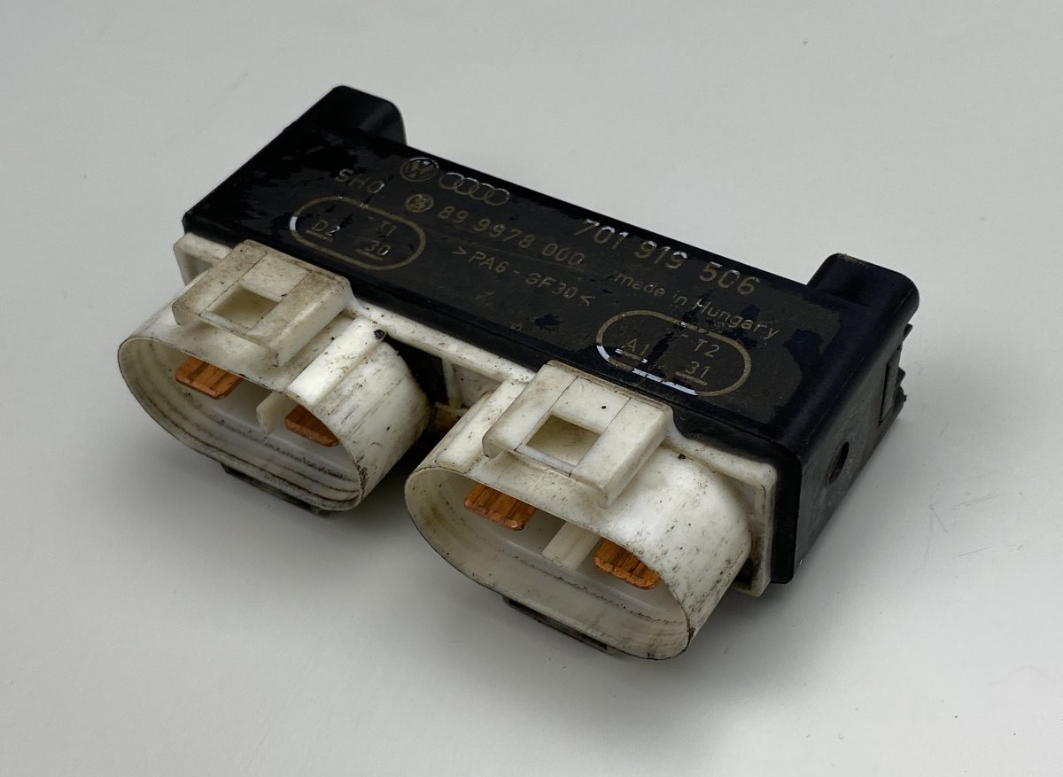 Ford Galaxy Radiator Fan Relay / Control unit Radiator fan relay / control unit — FORD GALAXY...