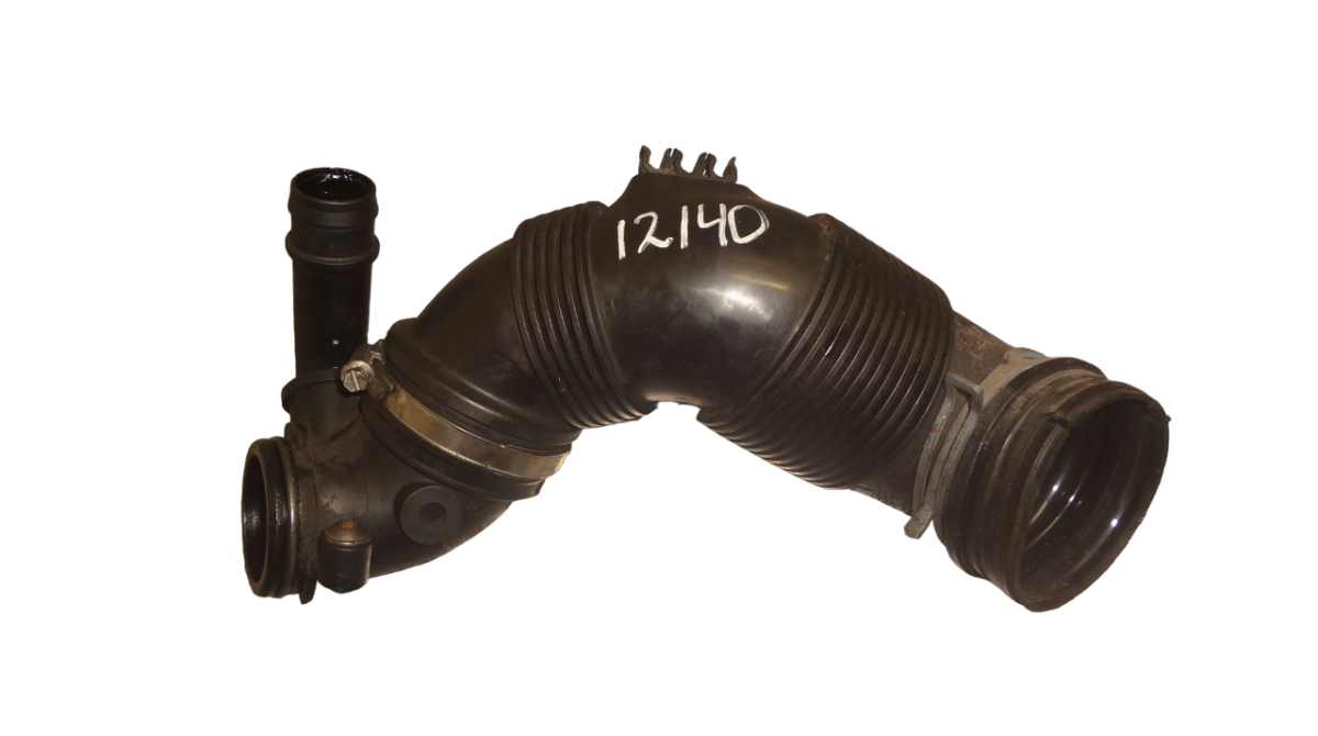 Skoda Octavia Air intake resonator pipe Air intake resonator pipe — SKODA OCTAVIA III (...