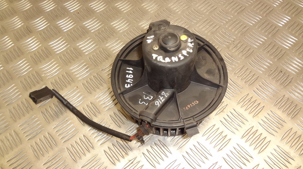 Volkswagen Transporter (T4, Caravelle, Multivan) Heater Blower Motor Heater blower motor — VW TRANSPORTER T4 (70X, 7...