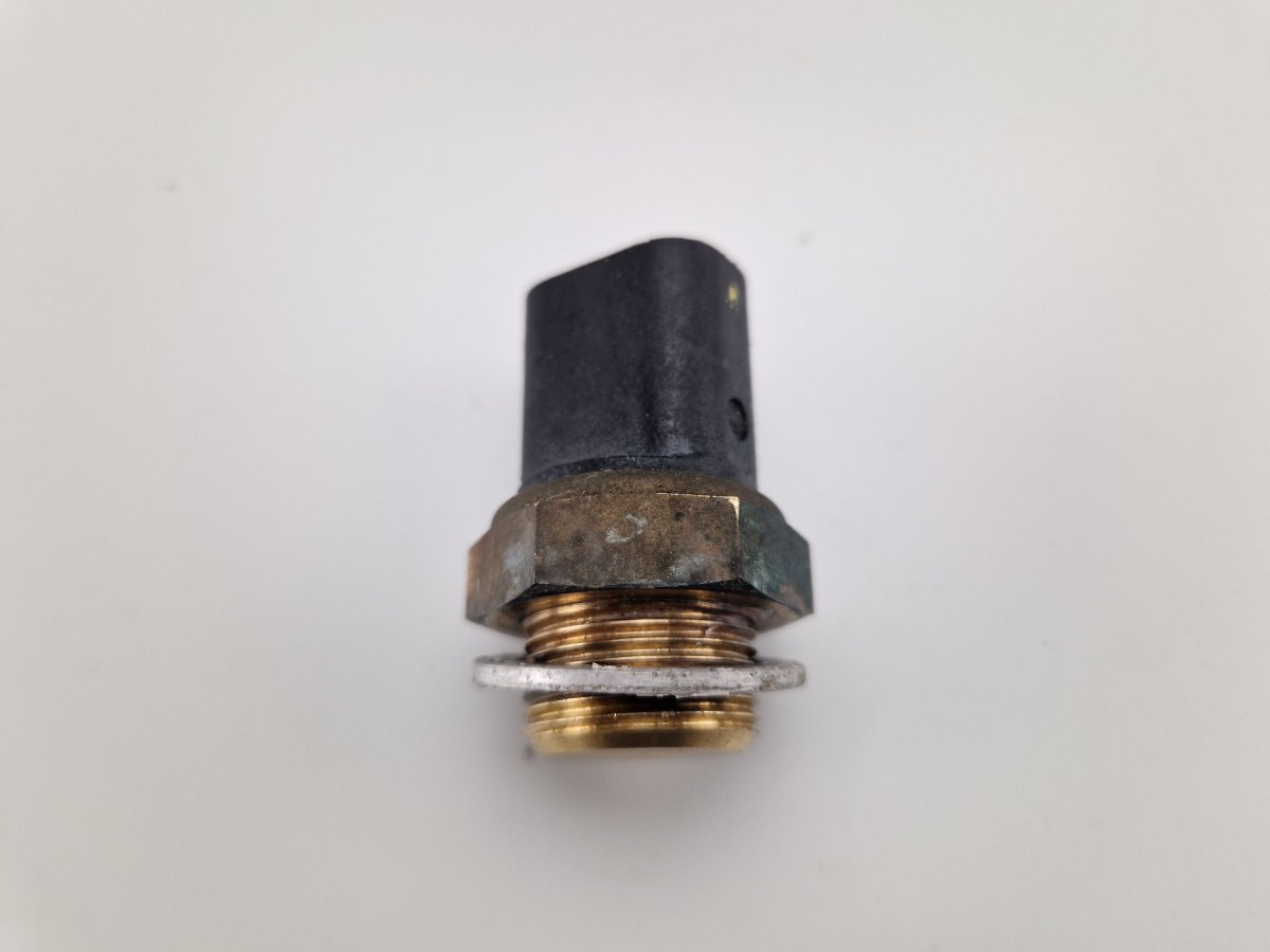 Maserati Quattroporte Coolant temperature sensor Coolant temperature sensor — MASERATI QUATTROPO...