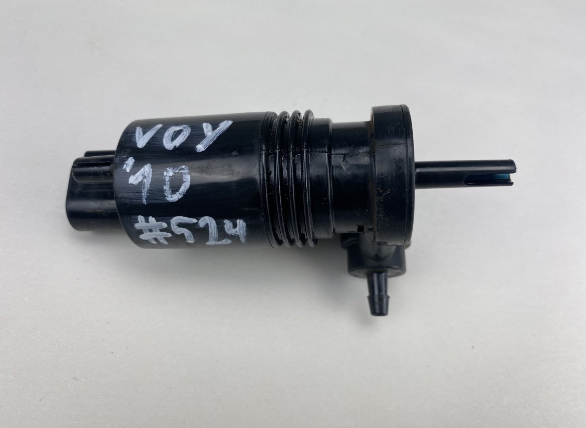 Chrysler Grand Voyager / Town & Country Windscreen washer pump Windscreen washer pump — CHRYSLER VOYAGER V (RT...