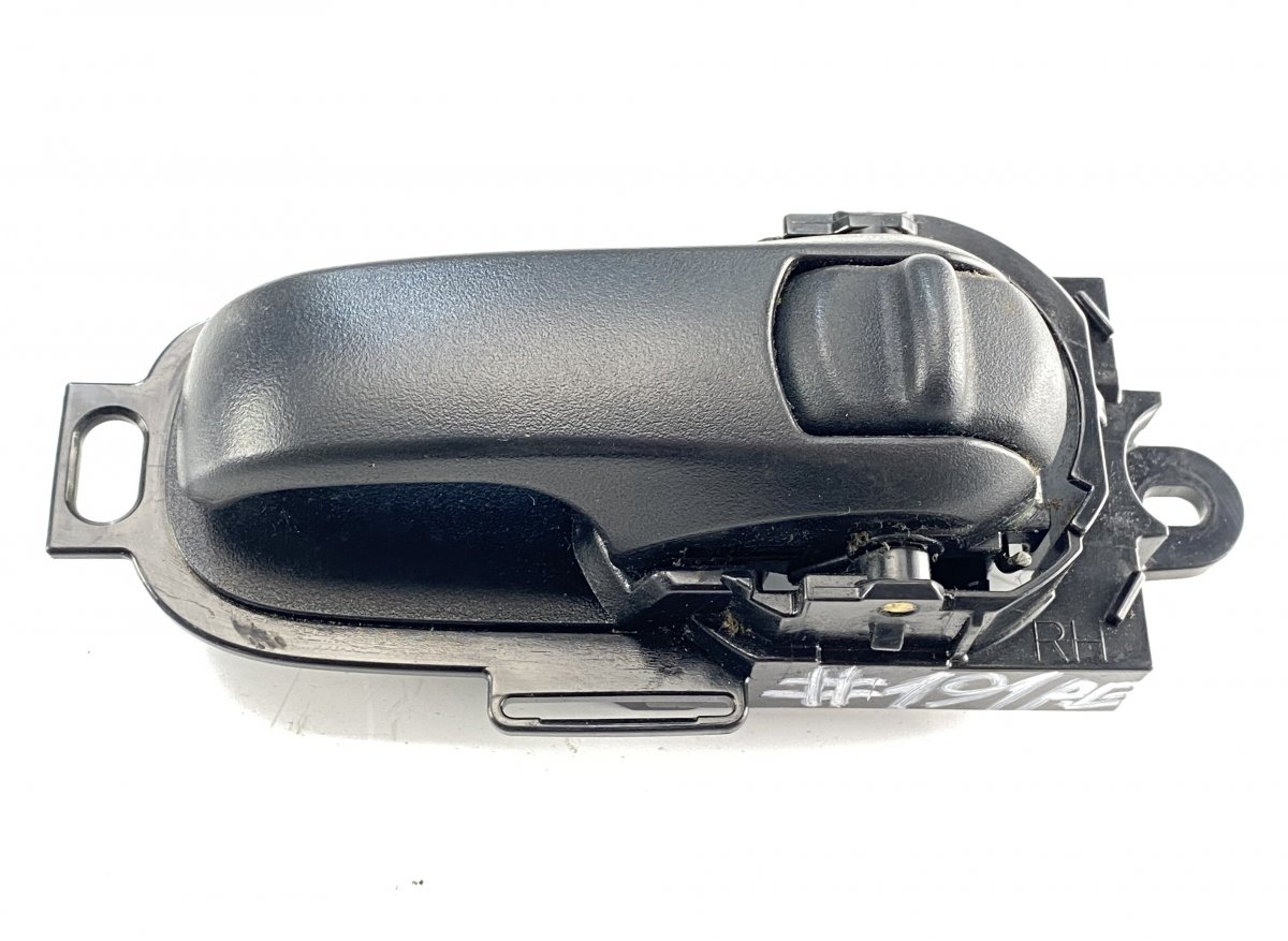 Nissan Tiida Door interior Handle Front Right Door interior Handle Front Right — NISSAN TIIDA...