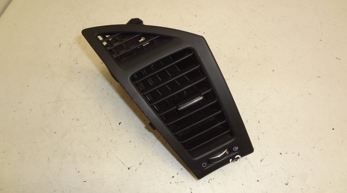 Hyundai i40 Air vent — front right Air vent — front right — HYUNDAI i40 (VF) (2011...