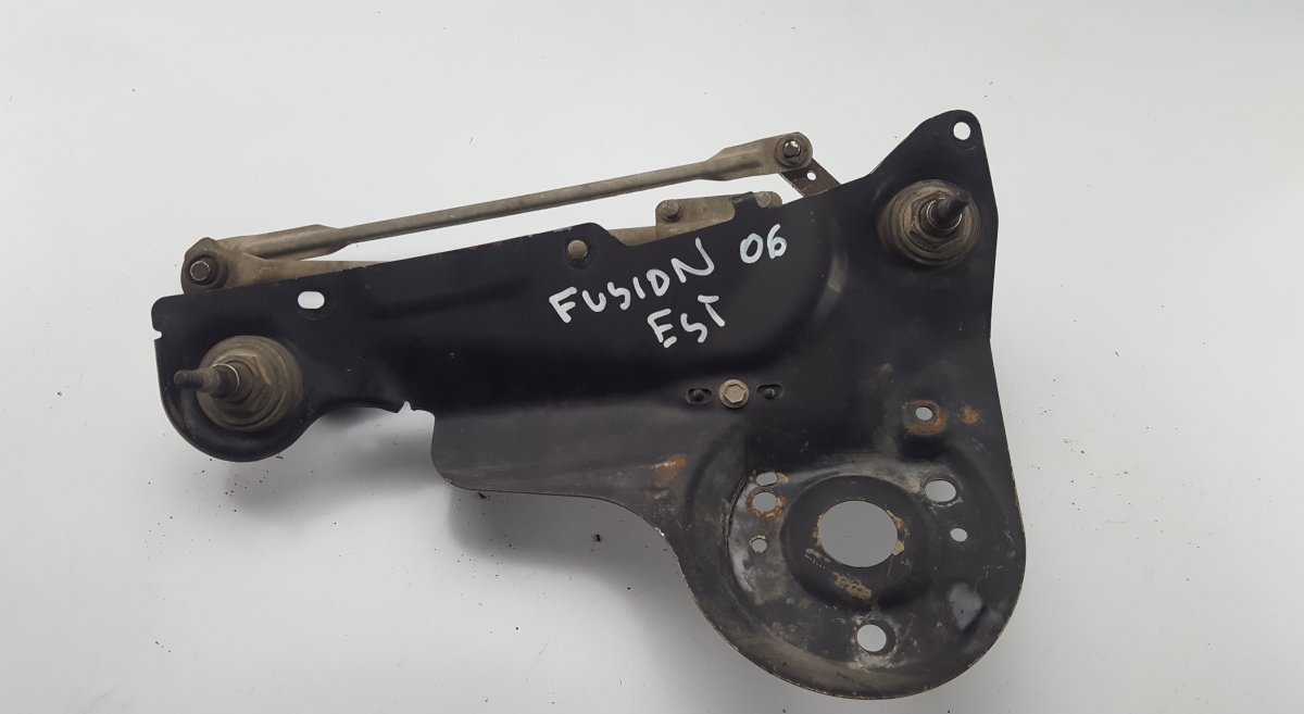 Ford Fusion (USA) Wiper linkage / mechanism