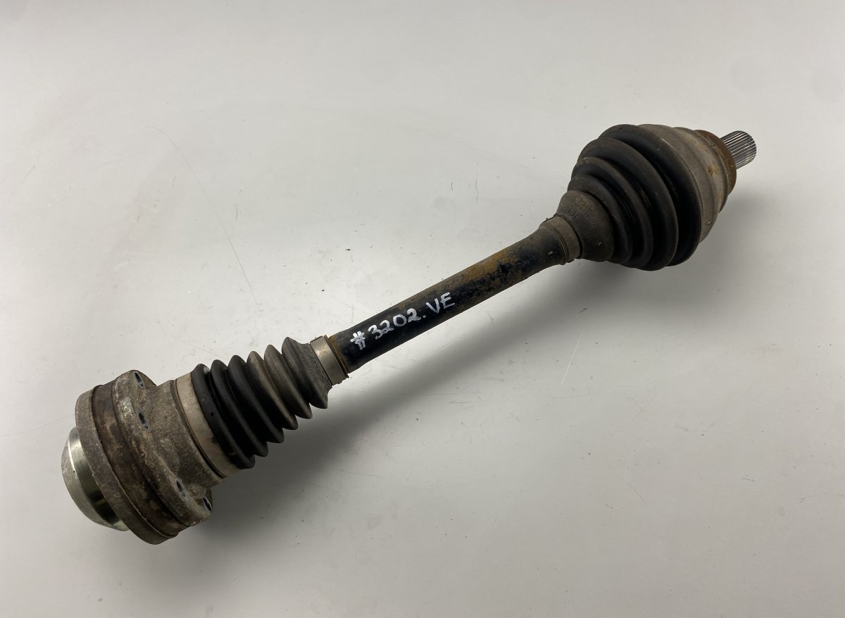 Volkswagen Jetta Driveshaft — front left Driveshaft — front left — VW JETTA VI (162) (20...