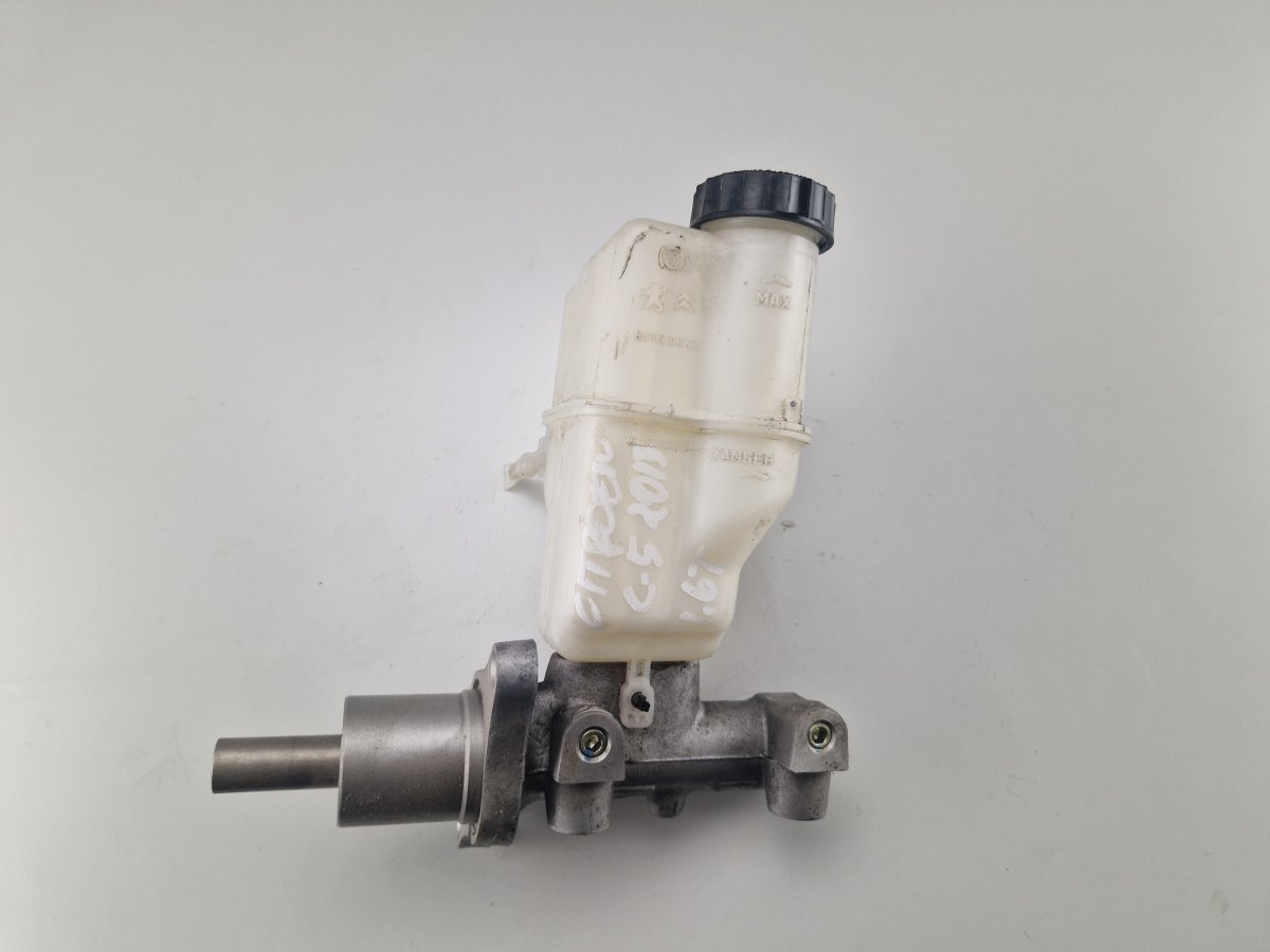 Citroen C5 brake master cylinder Brake master cylinder — CITROËN C5 II (2008-201...