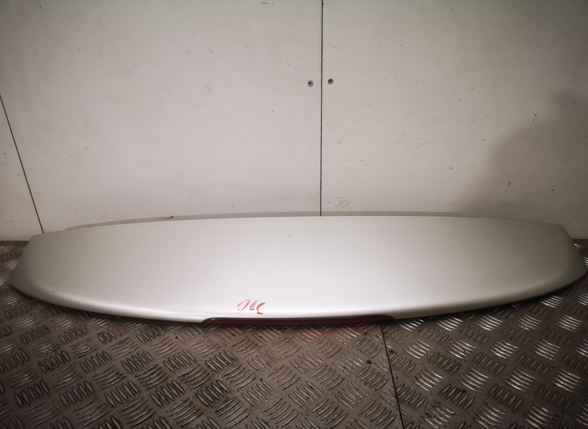 Toyota Avensis (T25) Boot lid / tailgate spoiler Boot lid / tailgate spoiler — TOYOTA AVENSIS (T...