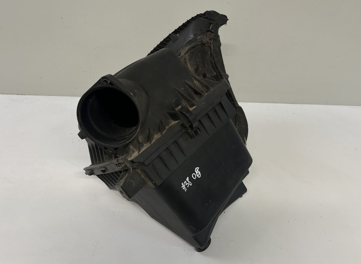 Jeep Grand Cherokee (WK) Air filter housing Air filter housing — JEEP GRAND CHEROKEE IV (WK...