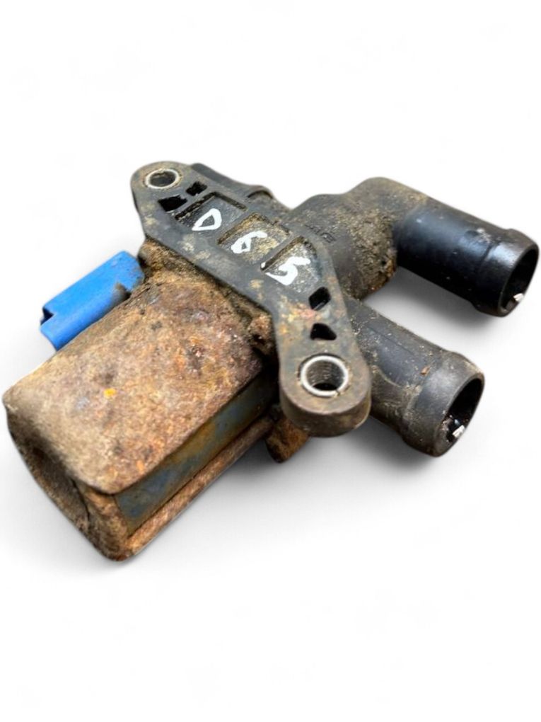 Volvo S60 Heater Bypass Valve Heater bypass valve — VOLVO S60 II / V60 I (201...