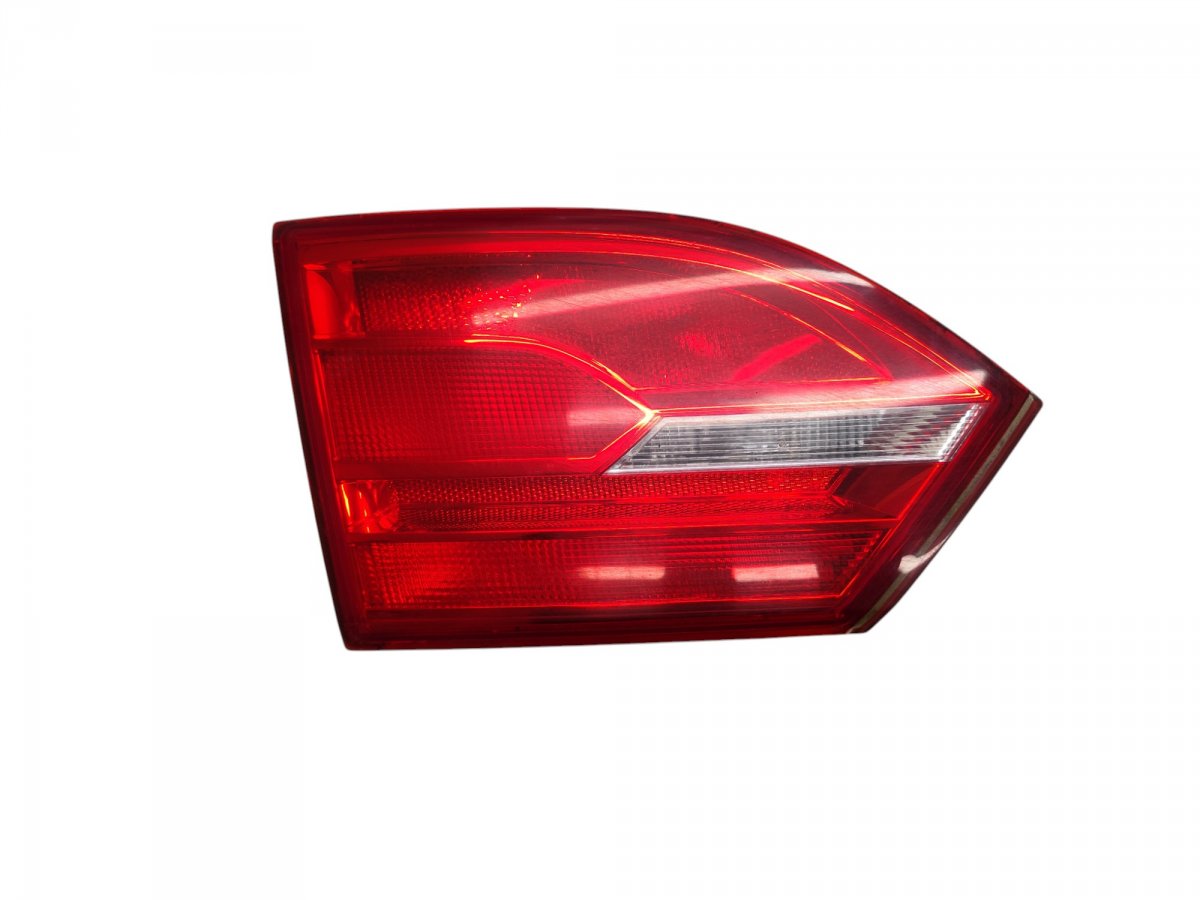 Volkswagen Jetta Inner tail light — left Inner tail light — left — VW JETTA VI (162) (20...