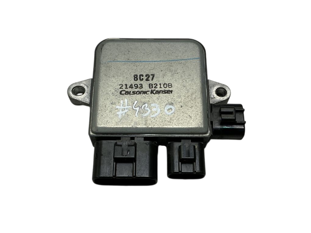 Nissan Leaf Radiator Fan Relay / Control unit Radiator fan relay / control unit — NISSAN LEAF...