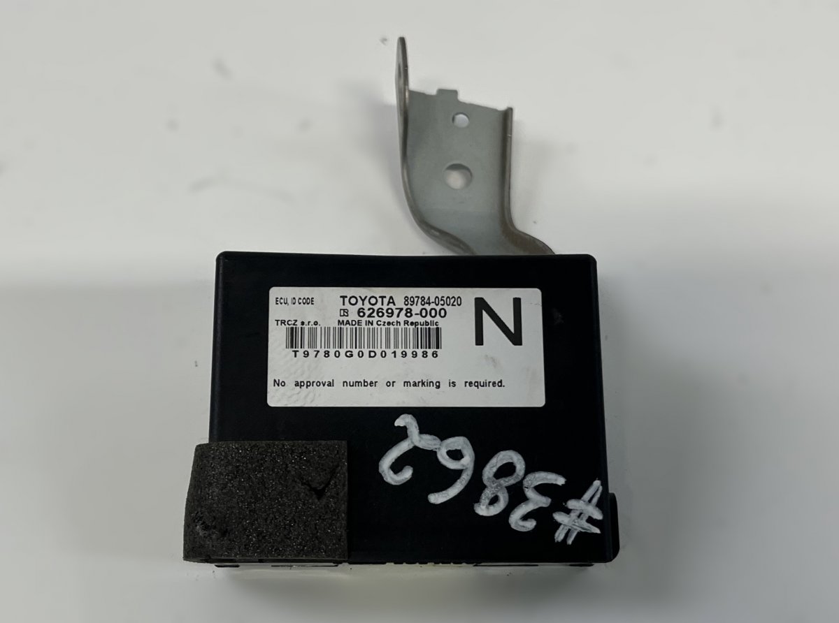 Toyota Avensis (T27) Immobilizer control unit Immobilizer control unit — TOYOTA AVENSIS (T270...