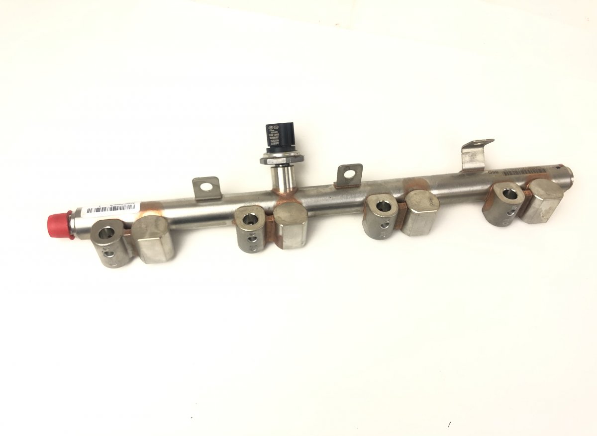 Kia Sportage Fuel Distributor / fuel rail Fuel distributor / fuel rail — KIA SPORTAGE (V ...
