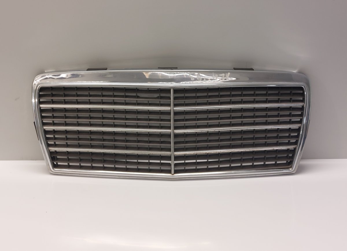 Mercedes-Benz 200 - 500 / E (W124) Radiator Grille Radiator grille — MERCEDES-BENZ E-CLASS (W124) ...