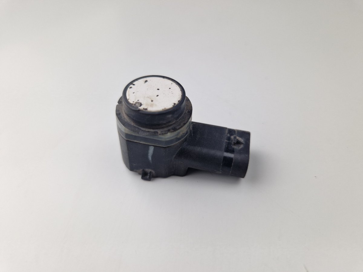 Volkswagen Jetta Parking sensor — front Parking sensor — front — VW JETTA VI (162) (201...