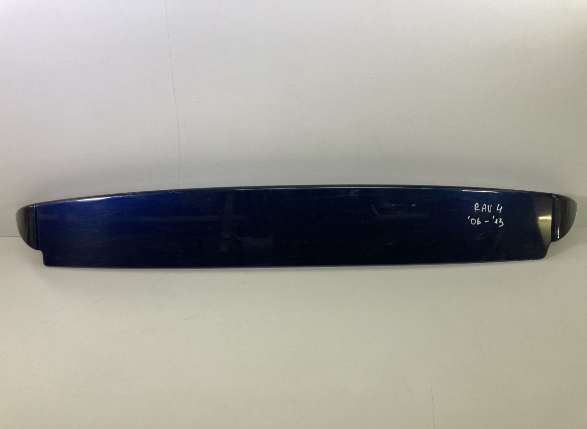 Toyota RAV4 (XA30) Boot lid / tailgate spoiler Boot lid / tailgate spoiler — TOYOTA RAV 4 III ...
