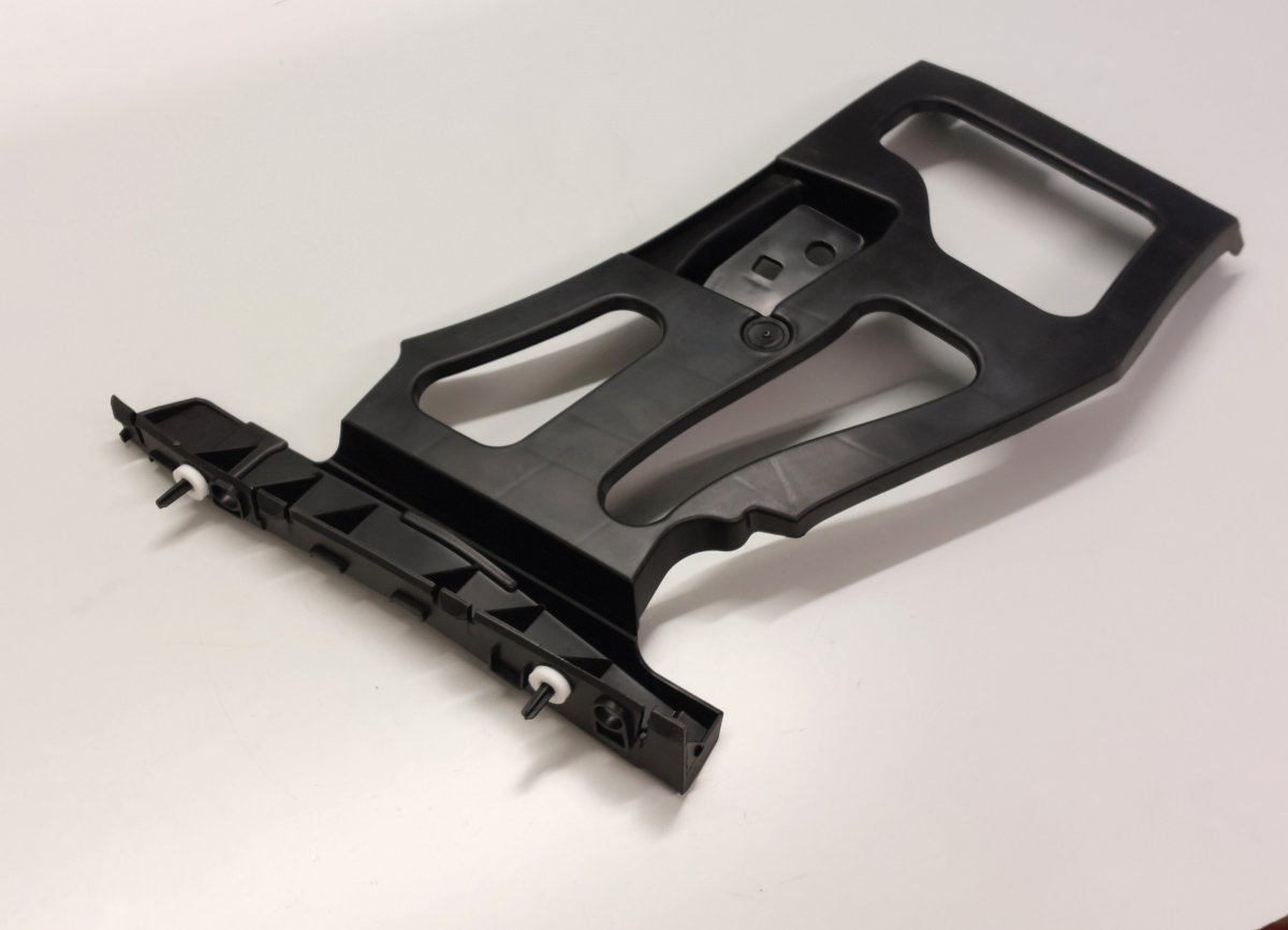 Citroen C4 Picasso / SpaceTourer Bumper support bracket on wing — rear right Bumper support bracket on wing — rear right — C...