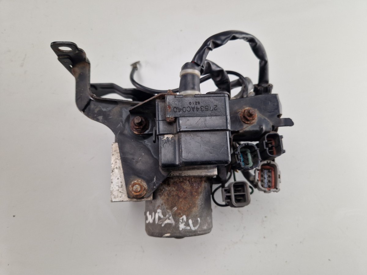 Subaru Legacy ABS hydraulic unit / pump