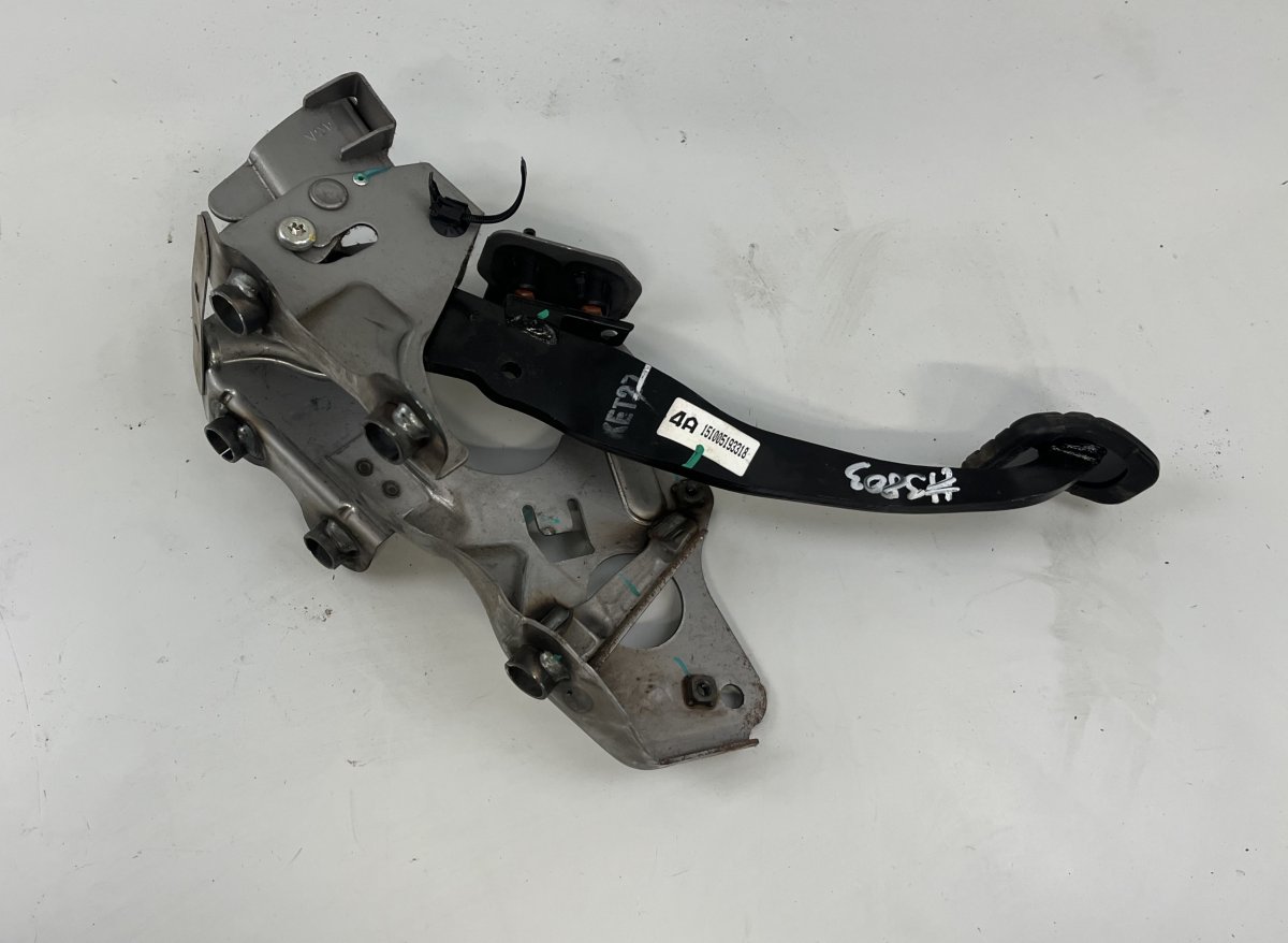 Nissan X-Trail / Rogue Jarrupoljin Brake Pedal — NISSAN X-TRAIL III (T32) (2014-20...