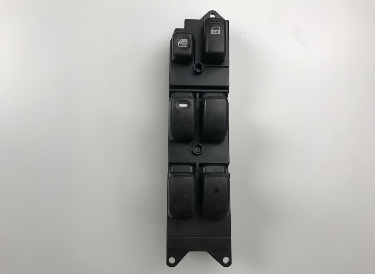 Mitsubishi Pajero Sport Main window switch Main window switch — MITSUBISHI PAJERO SPORT I ...