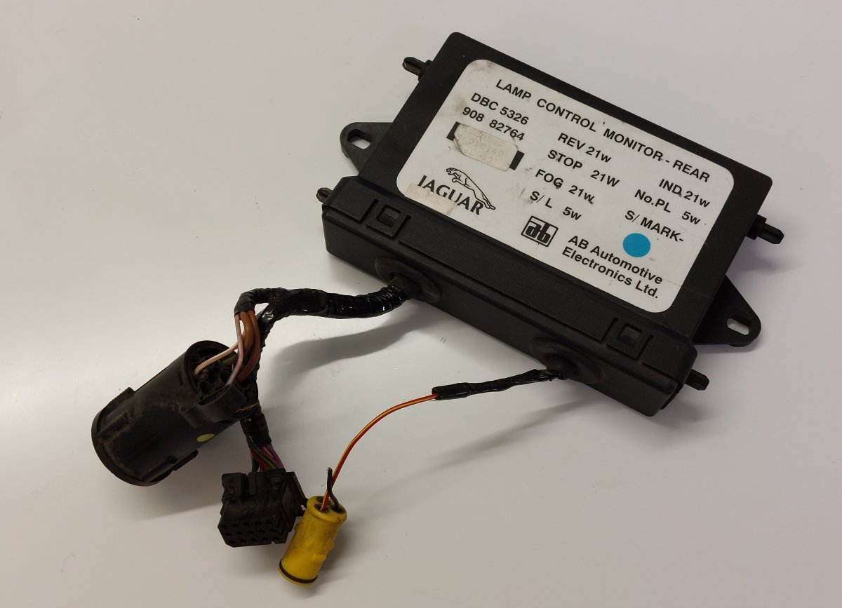 Jaguar XJ (XJ40) Lighting control unit Lighting control unit — JAGUAR XJ (XJ40, XJ81) ...